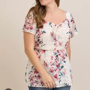 Torrid Floral Blouse in Pink and Green, Size 2